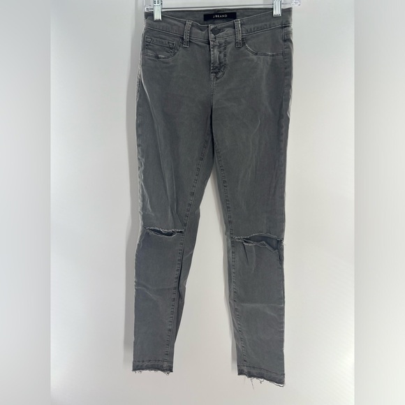 J. BRAND SILVER FOX RELEASED RAW HEM RIPPED KNEE ANKLE SKINNY JEANS 24 - Picture 6 of 14